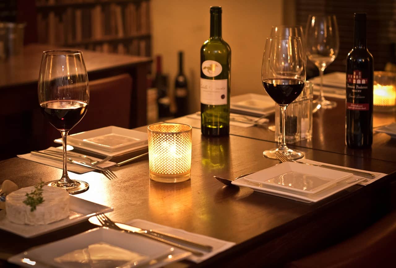 bistro, wine, romantic