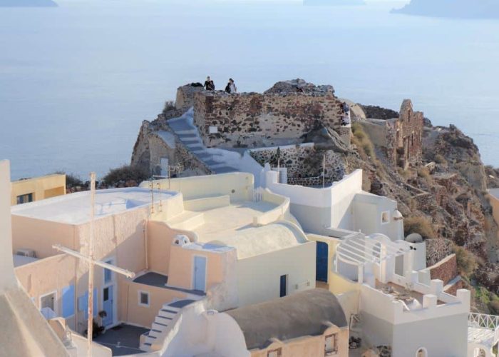 things to do in oia santorini